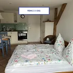 Schloesschen Im Weinberg * Meersburg