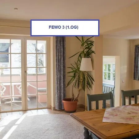 Schloesschen Im Weinberg מיירסבורג